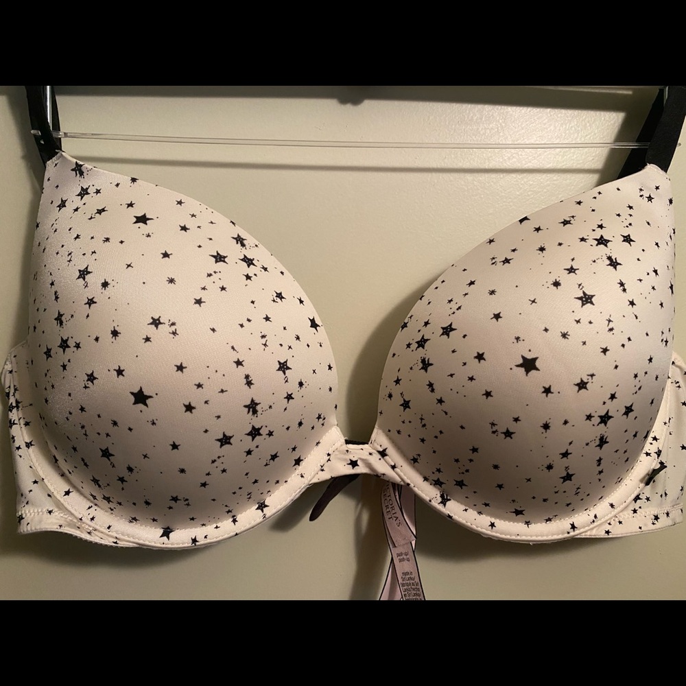 BODY BY VICTORIA Push-Up Victoria’s Secret Bra 38C White/Stars